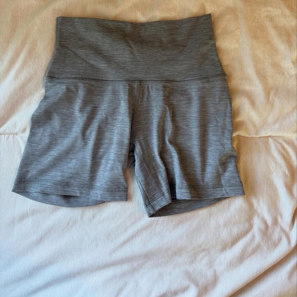 Aritzia High-Waisted Gray Women's Shorts